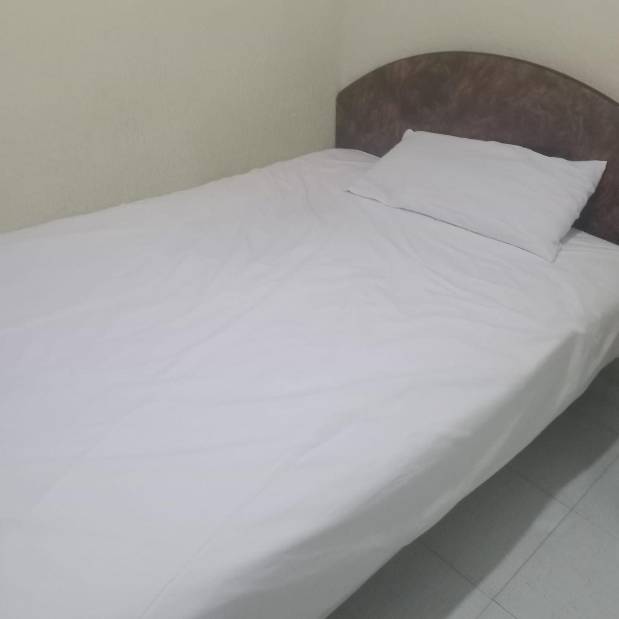 Barcelona Appartment Santa Coloma de Gramanet Eksteriør billede